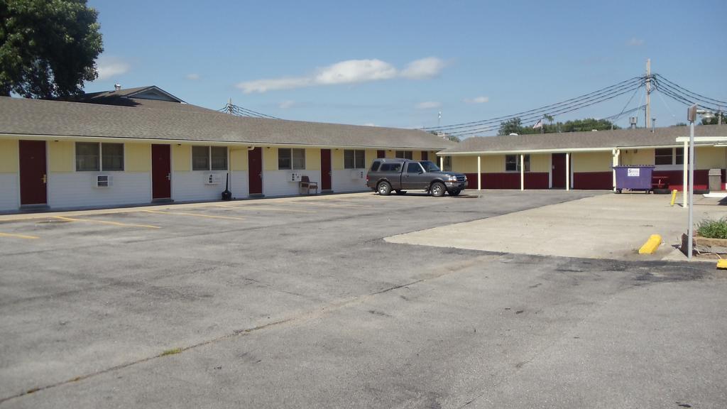 Tall Corn Inn Shenandoah Exterior photo